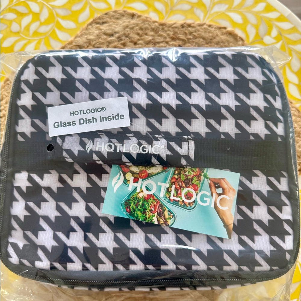 Black and White Portable Oven